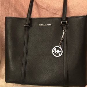 Michael Kors tote